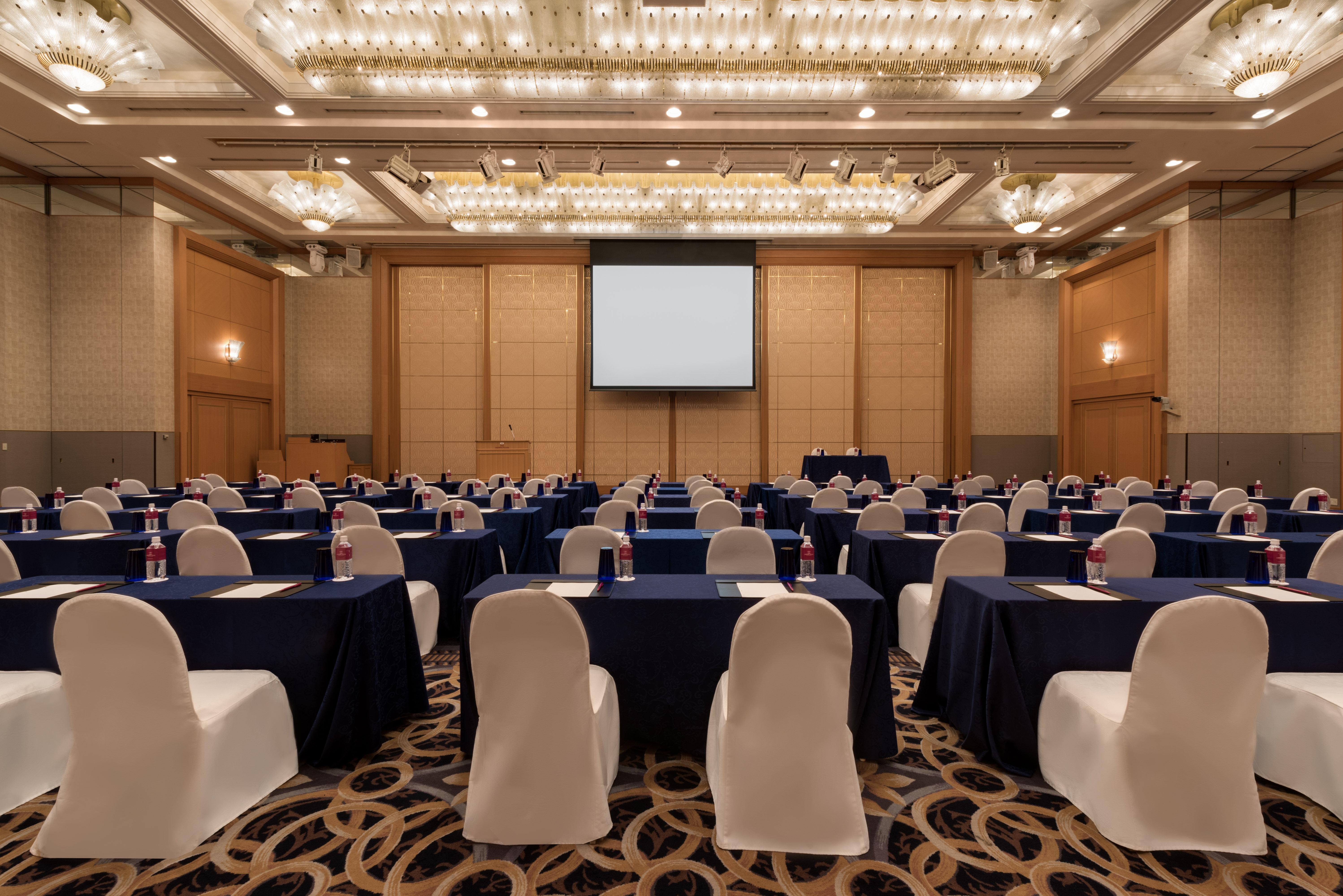 Ana Crowne Plaza Toyama By Ihg Hotel Екстериор снимка