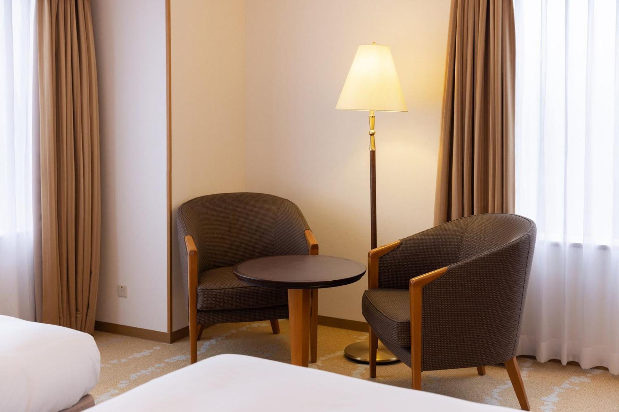 Ana Crowne Plaza Toyama By Ihg Hotel Екстериор снимка