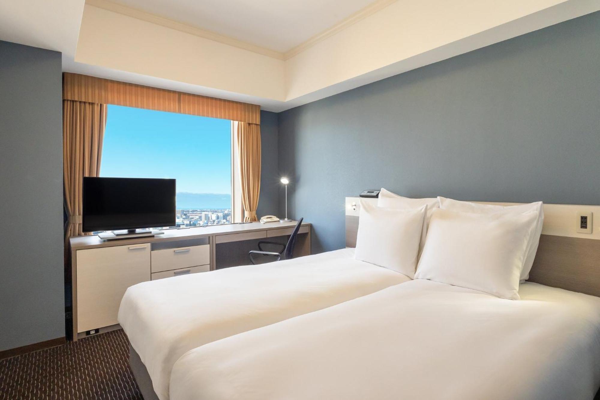 Ana Crowne Plaza Toyama By Ihg Hotel Екстериор снимка